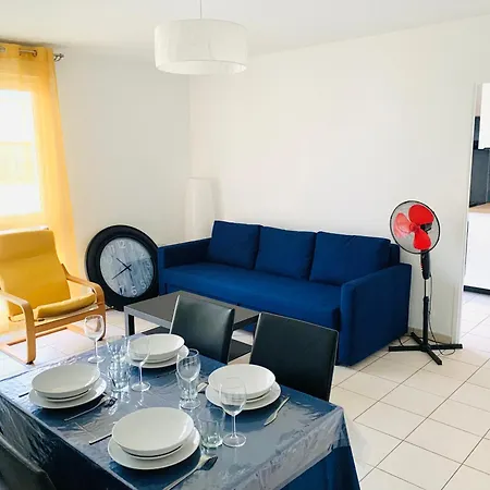 Beautiful Apartment Close To Paris And Transport לה קורנב